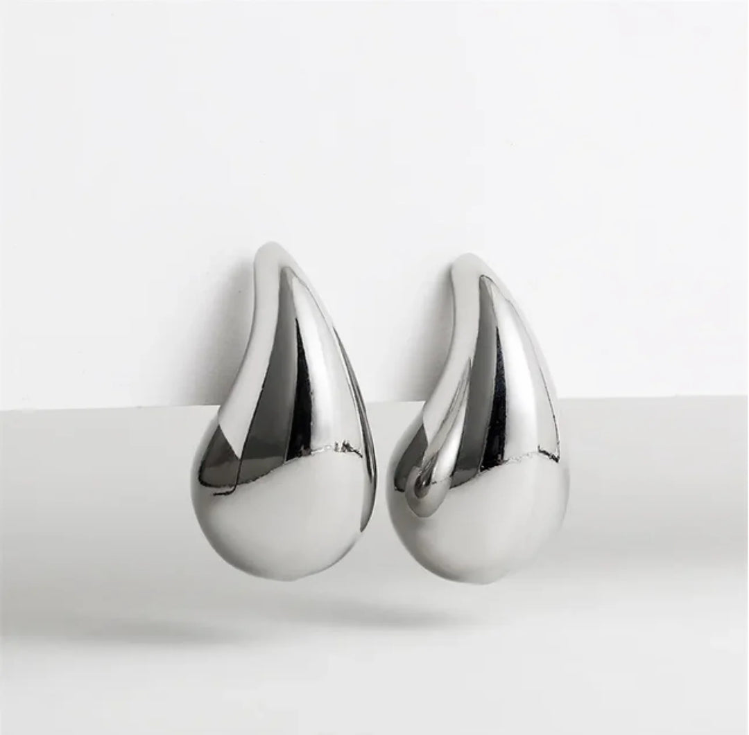 SMALL DROP EARRINGS