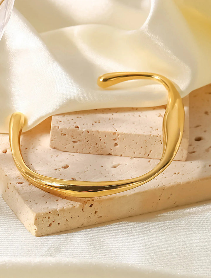 MERIDIAN BRACELET