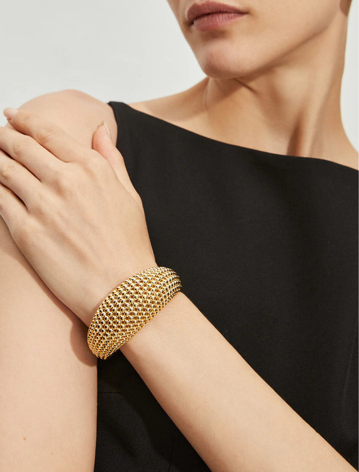 TIMELESS HOLLOW OUT BEADED BRACELET