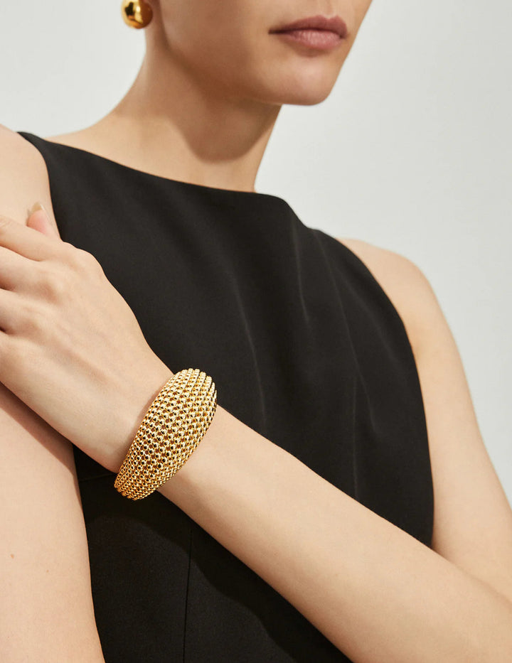 TIMELESS HOLLOW OUT BEADED BRACELET