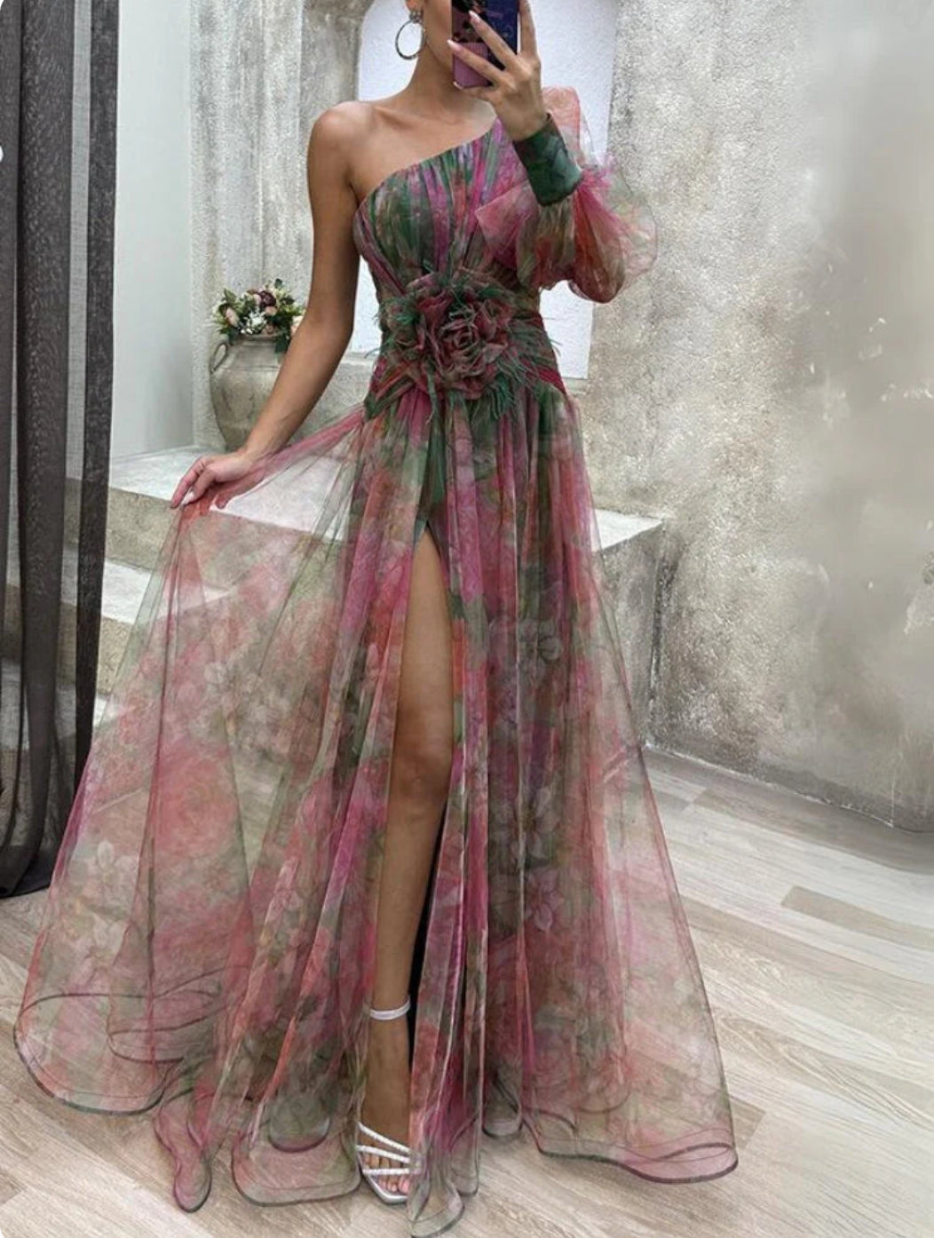 ROBE ÉLÉGANTE ET ÉPOUSTOUFLANTE