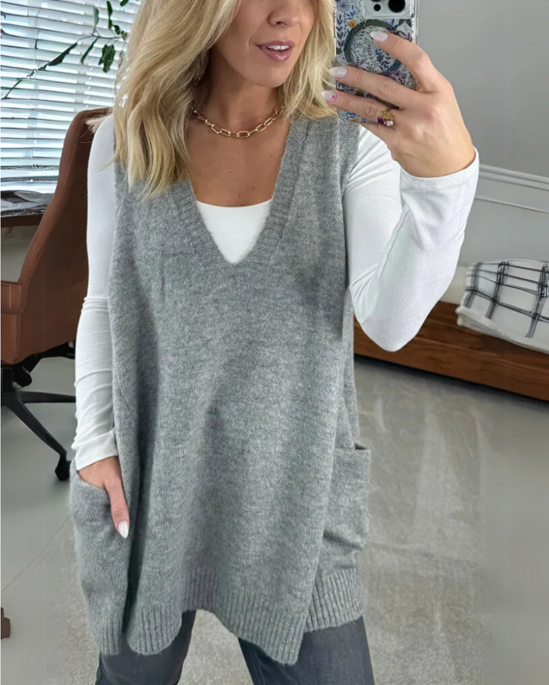 AROLA - COZY KNIT VEST