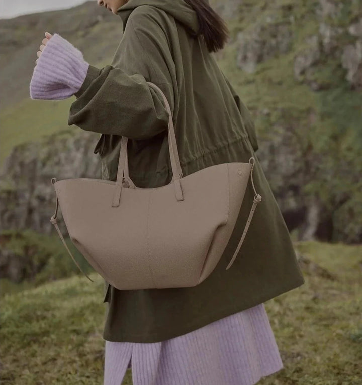 ARACELI - LARGE CAPACITY SHOULDER BAG