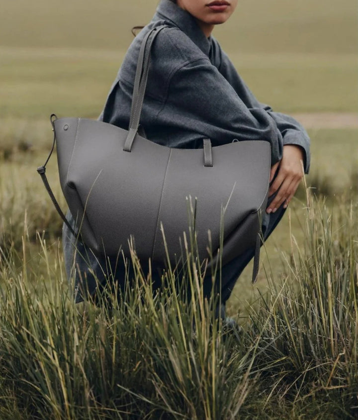 ARACELI - LARGE CAPACITY SHOULDER BAG
